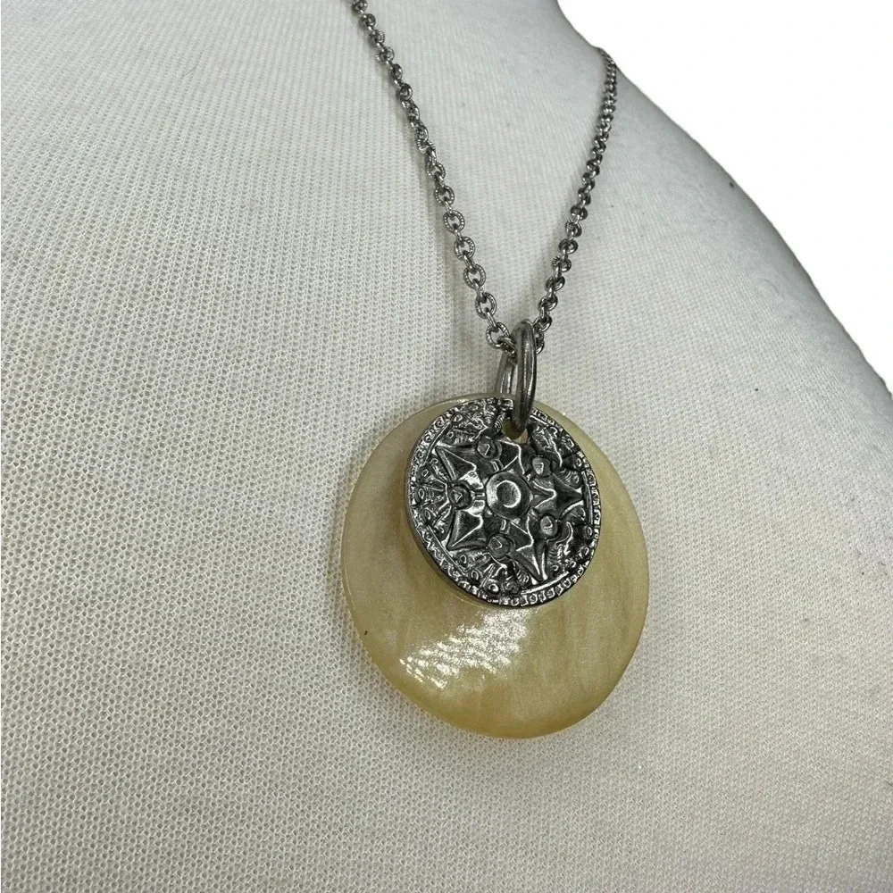 Silver layered necklace women’s jewelry - Picture 2 of 3